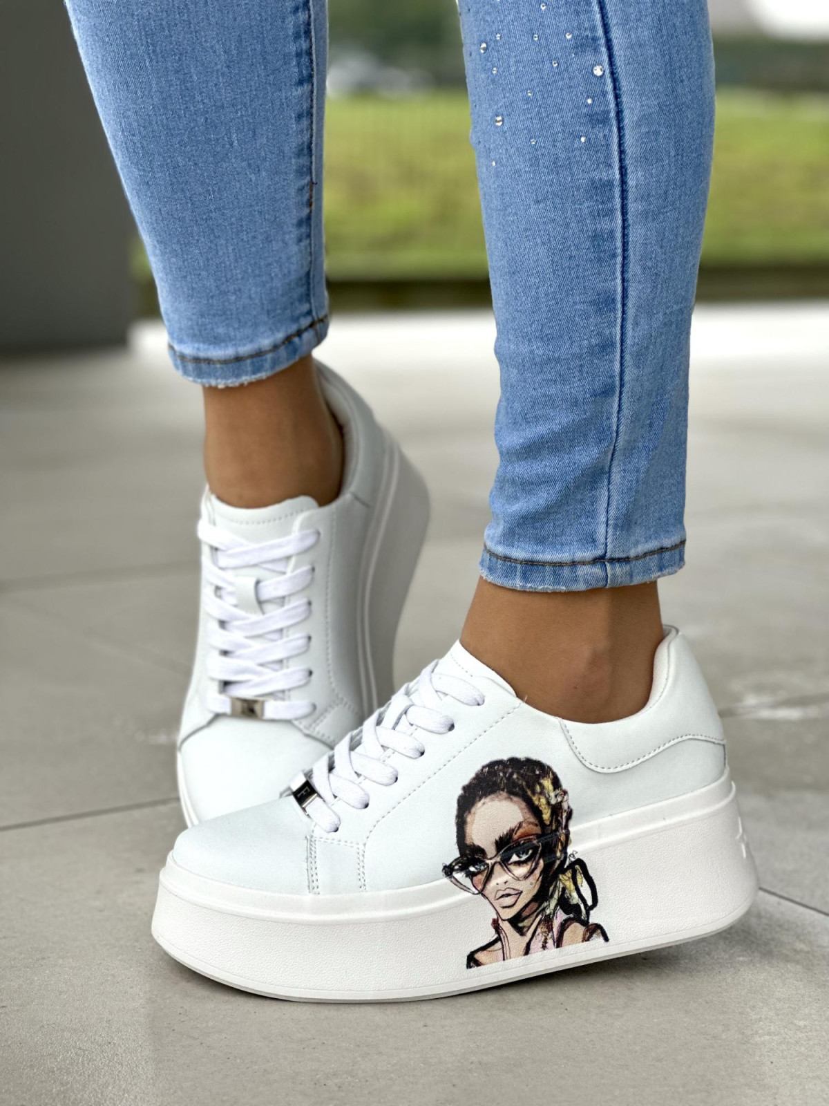 Białe trampki damskie skórzane