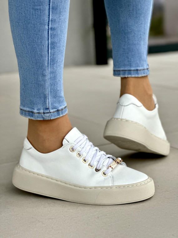 Białe trampki damskie skórzane
