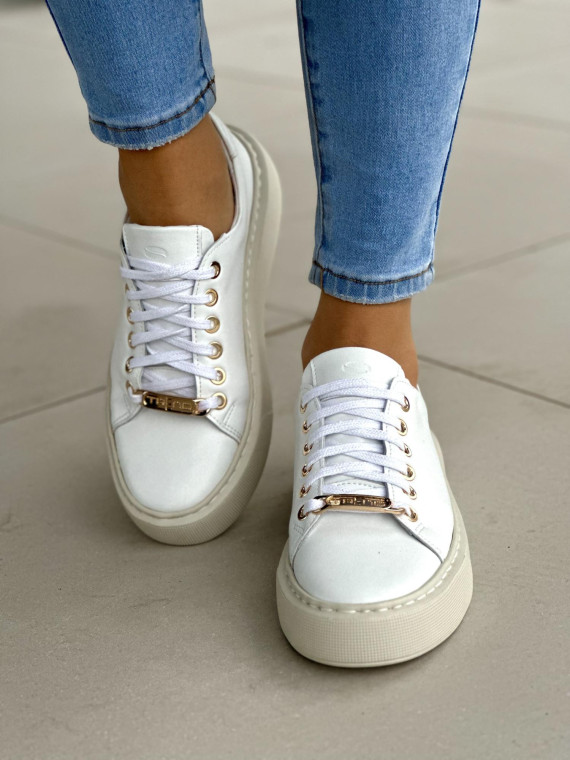 Białe trampki damskie skórzane