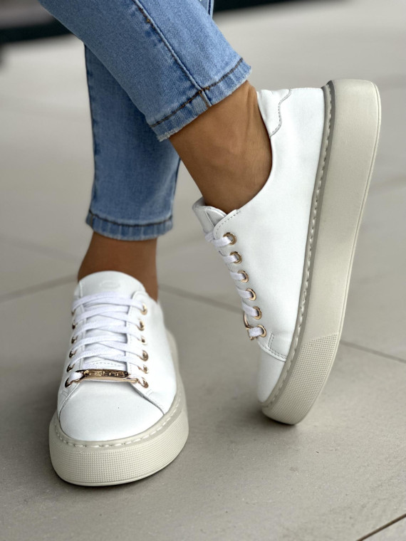 Białe trampki damskie skórzane