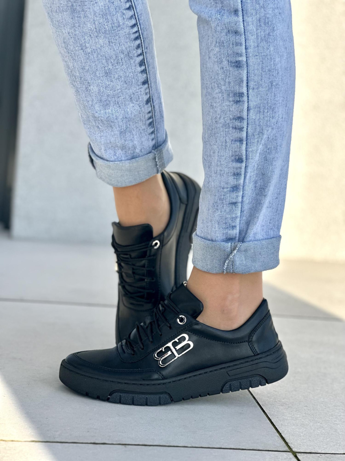 Czarne sneakersy damskie skórzane