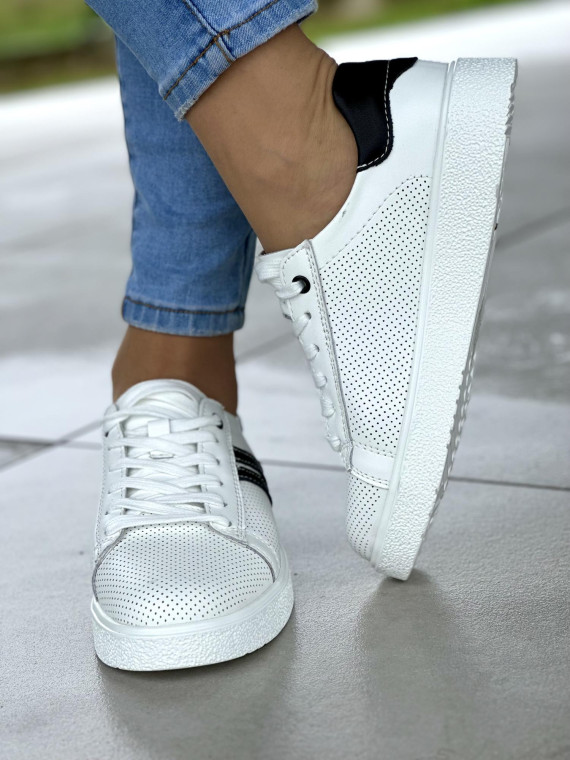 Ażurowe białe trampki damskie na miękkiej podeszwie, skóra naturalna