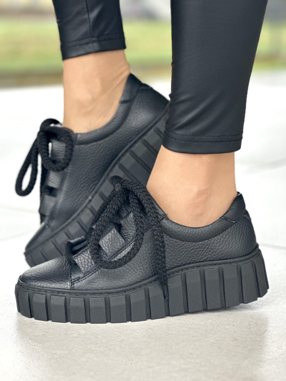 Lekkie czarne trampki damskie, skóra naturalna
