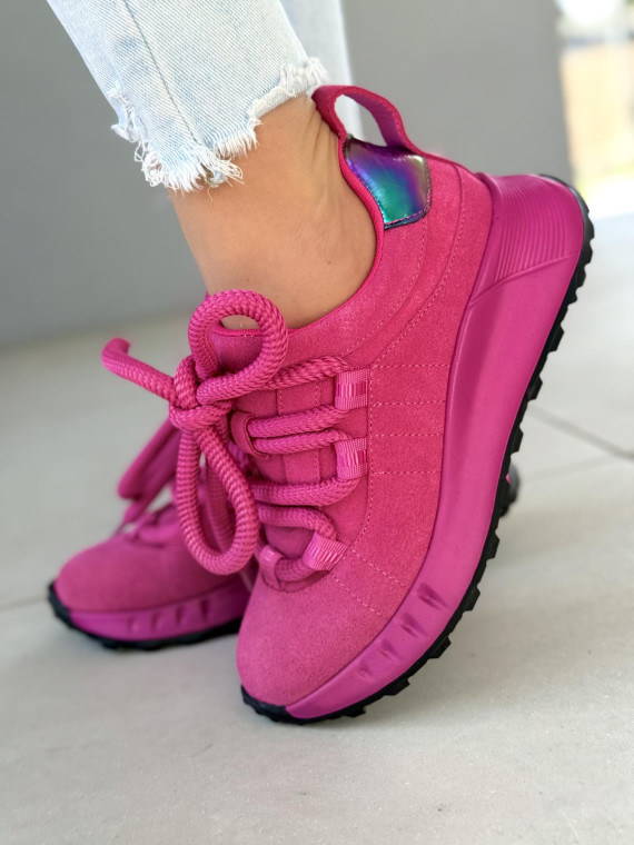 Wyjątkowe sneakersy ze skóry naturalnej