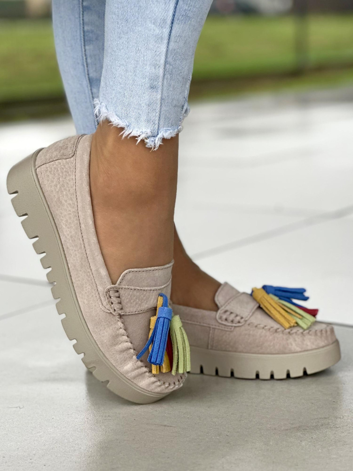 Wygodne beżowe mokasyny damskie na miękkiej podeszwie, skóra naturalna