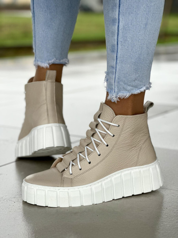 Wysokie beżowe trampki damskie, białe akcenty, skóra naturalna
