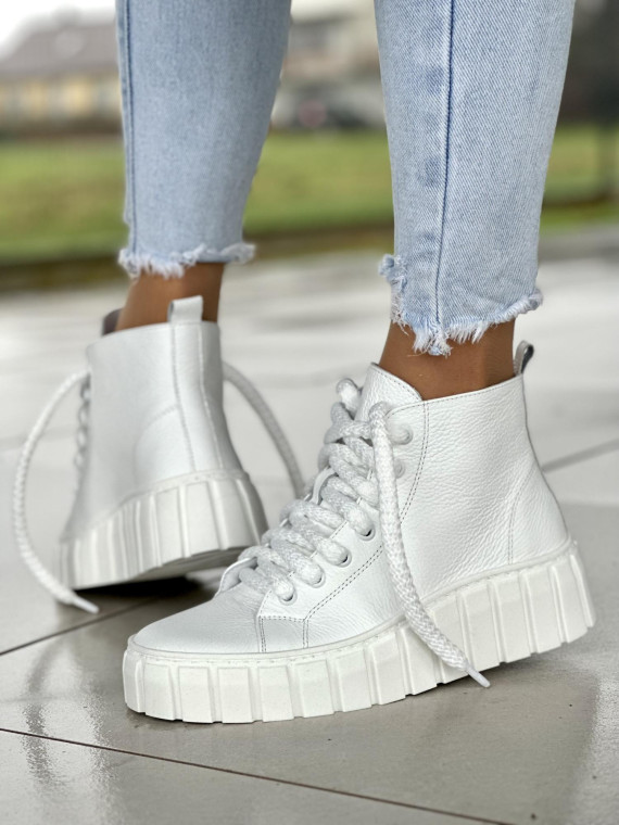 Lekkie i wygodne białe trampki damskie z wysoką cholewką, skóra naturalna