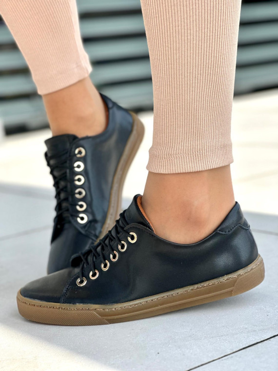 Wygodne czarne trampki damskie na miękkiej podeszwie, skóra naturalna