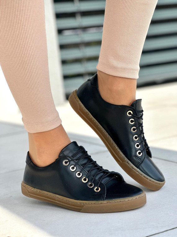 Wygodne czarne trampki damskie na miękkiej podeszwie, skóra naturalna