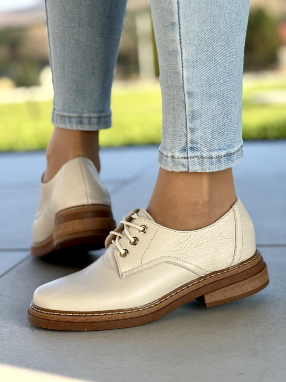 Eleganckie beżowe półbuty damskie skóra naturalna