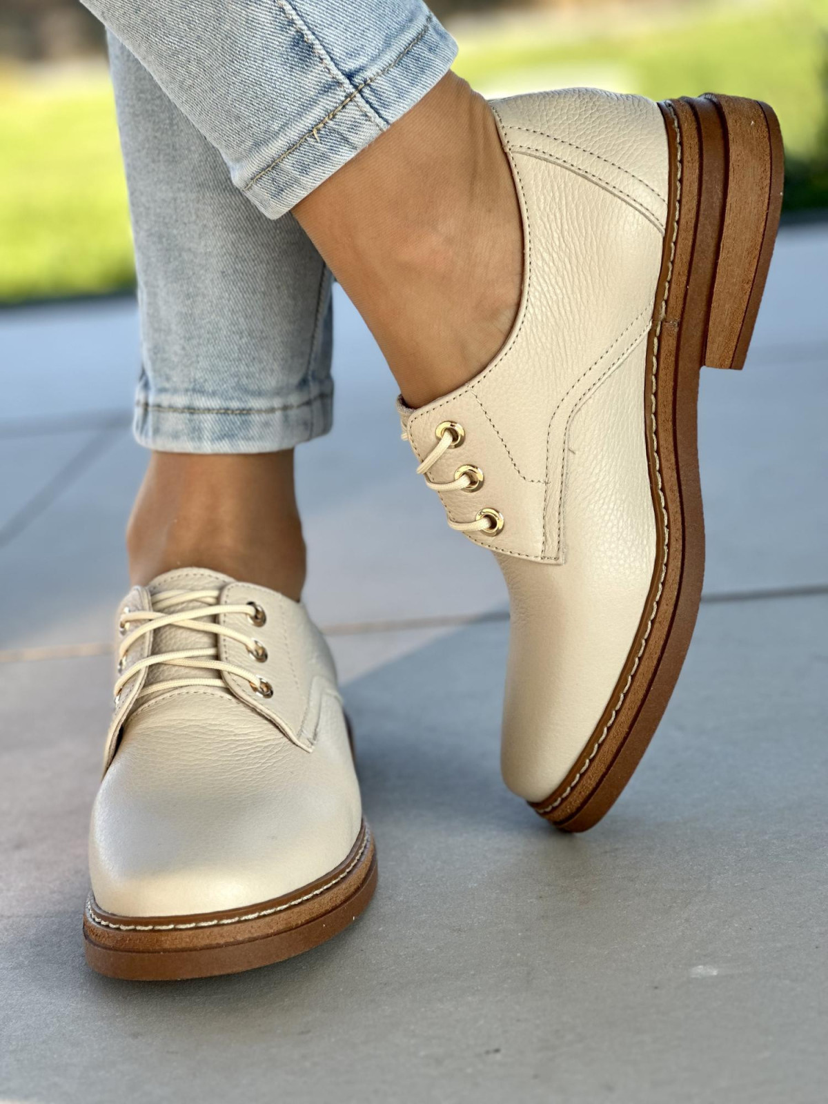 Eleganckie beżowe półbuty damskie skóra naturalna