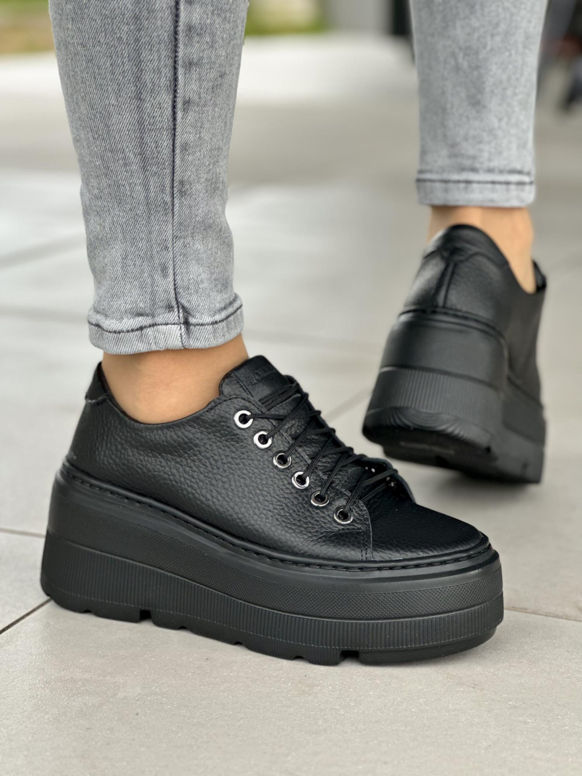 Lekkie trampki damskie OLEKSY ze skóry naturalnej polskiej produkcji