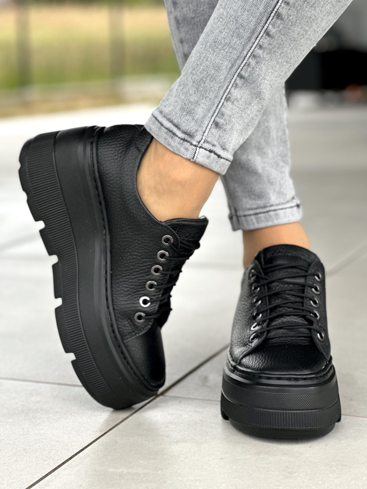 Lekkie trampki damskie OLEKSY ze skóry naturalnej polskiej produkcji