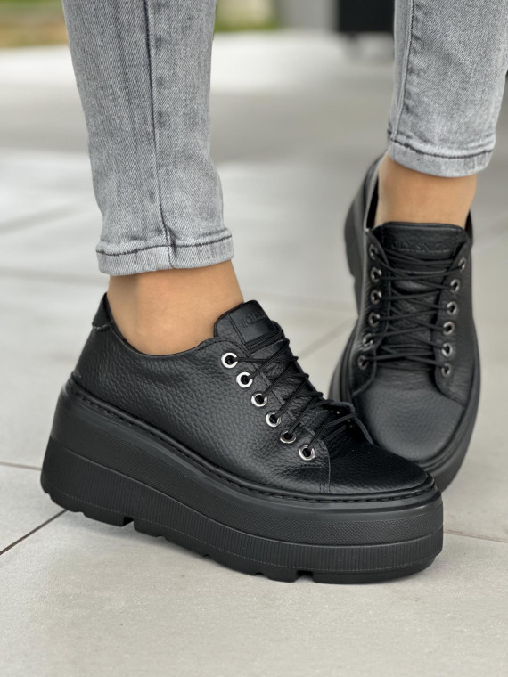 Lekkie trampki damskie OLEKSY ze skóry naturalnej polskiej produkcji