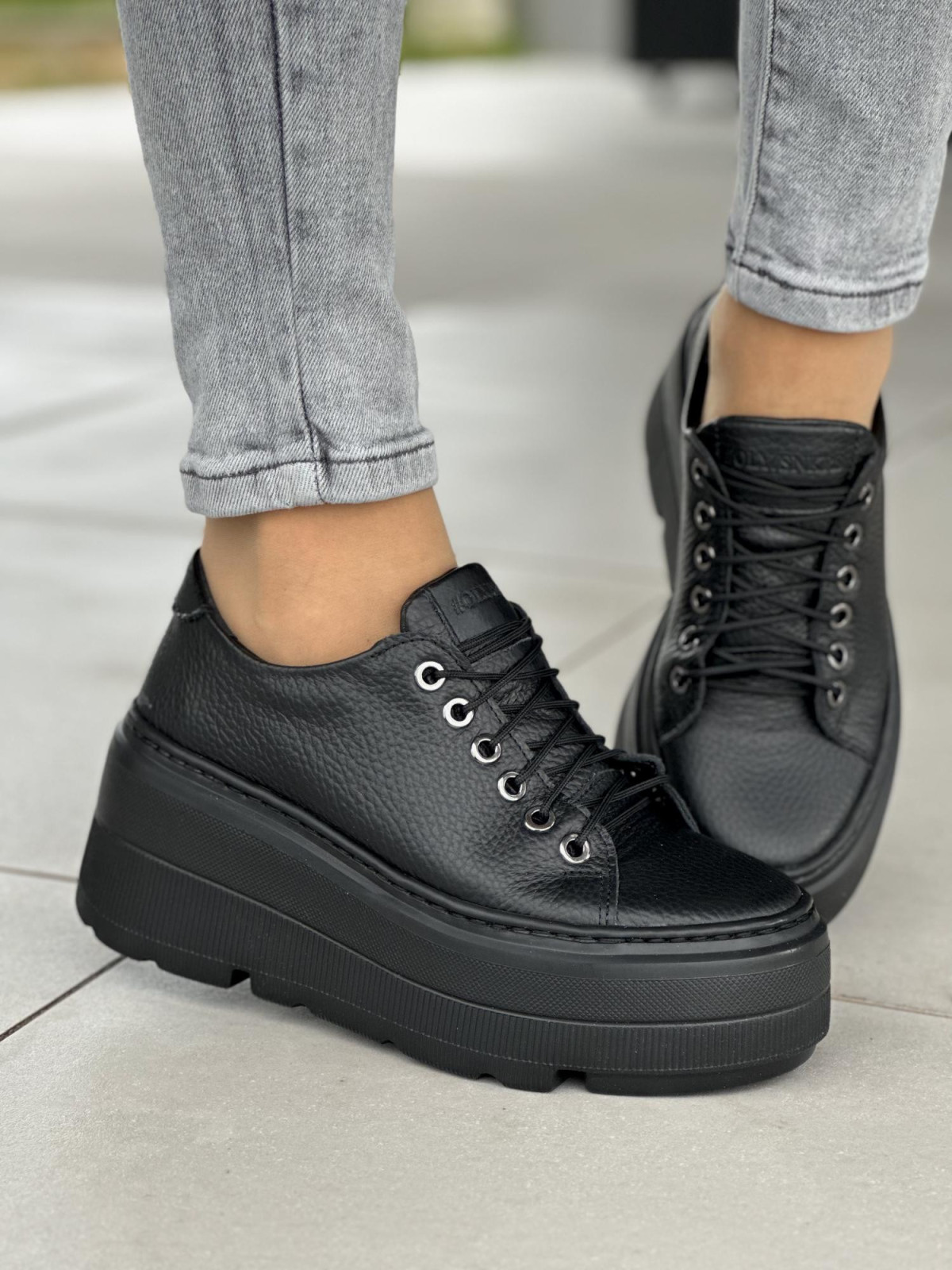 Lekkie trampki damskie OLEKSY ze skóry naturalnej polskiej produkcji