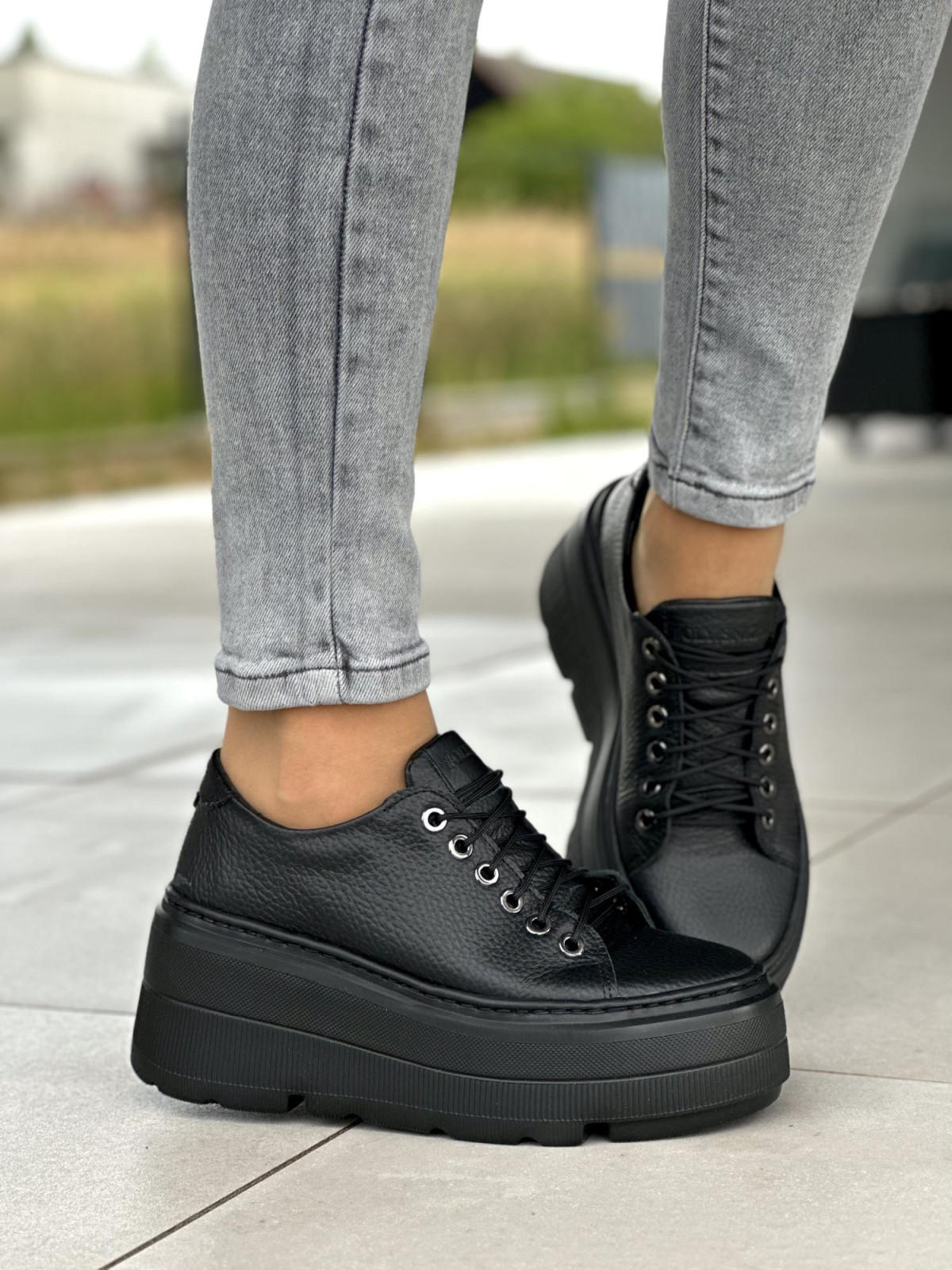 Lekkie trampki damskie OLEKSY ze skóry naturalnej polskiej produkcji