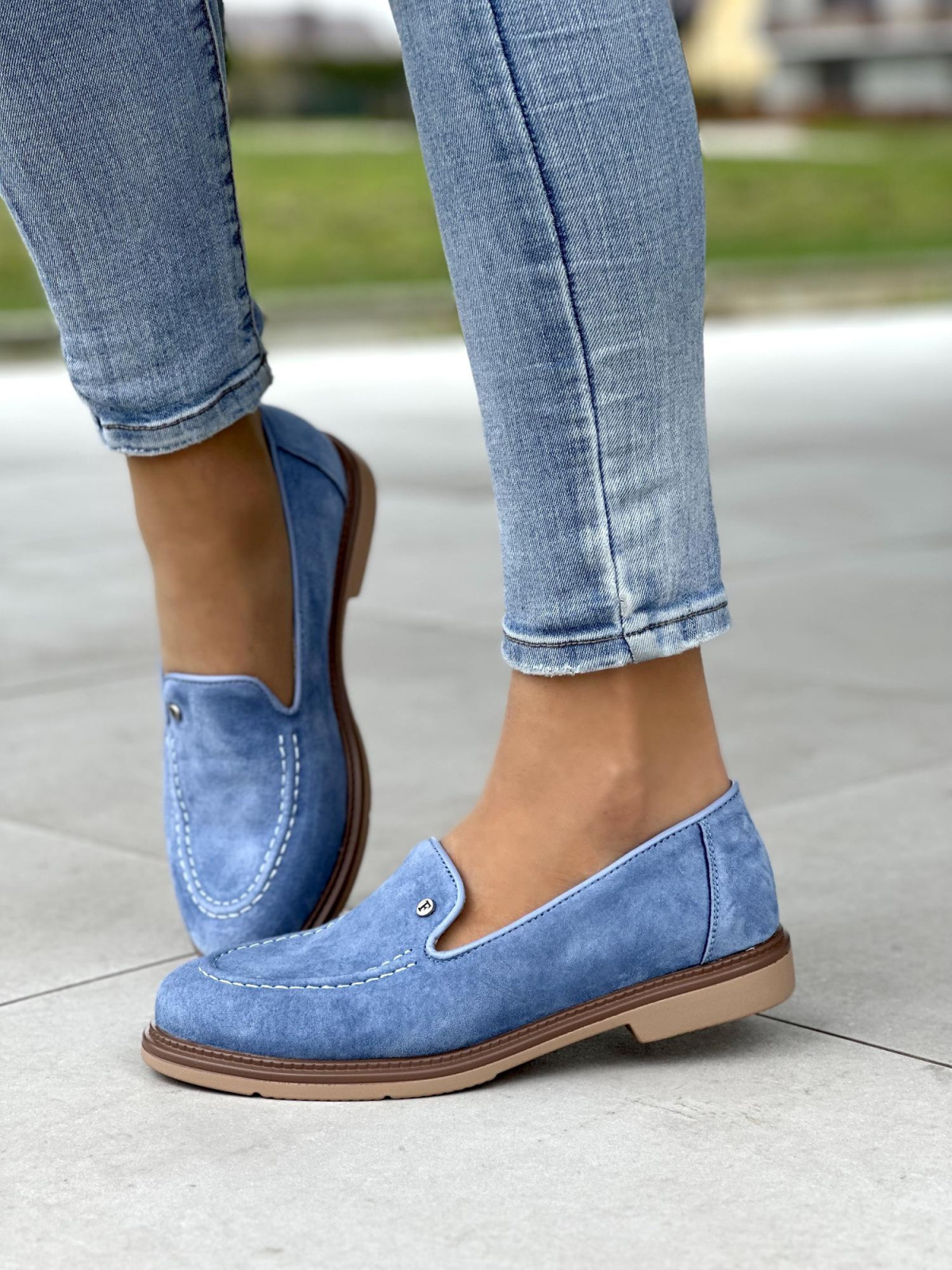 Śliczne niebieskie mokasyny damskie, skóra naturalna