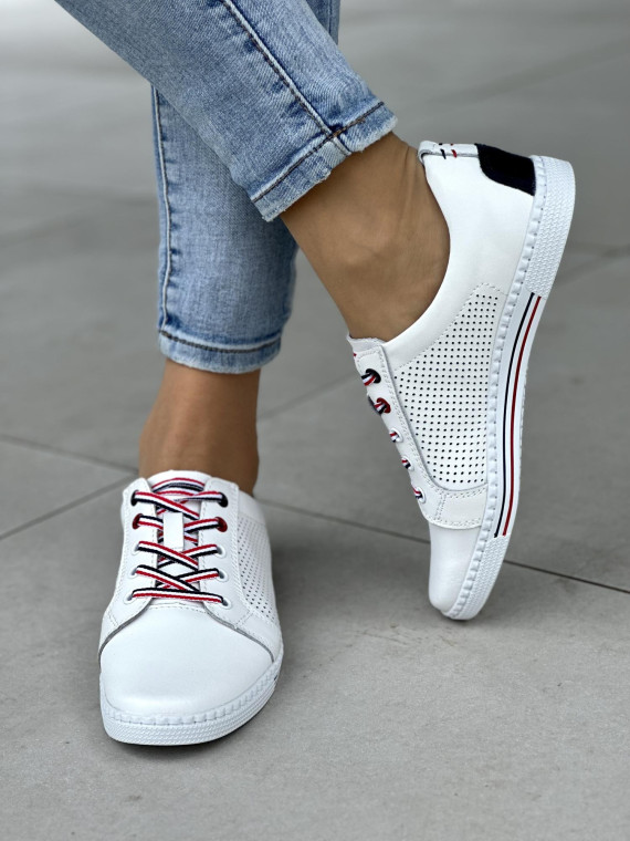 Wygodne białe trampki damskie na miękkiej podeszwie, skóra naturalna