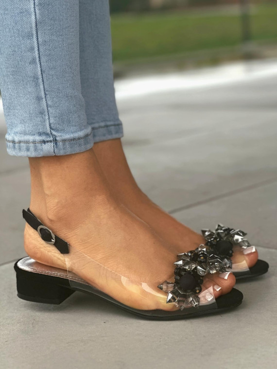 Wyjątkowe czarne sandały damskie z ozdobnymi kamieniami, skóra naturalna