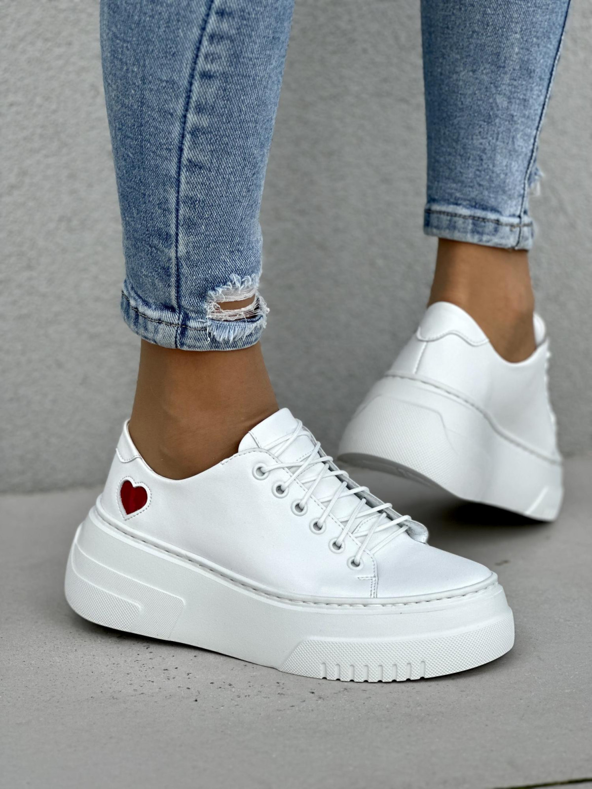 Białe trampki damskie skóra naturalna