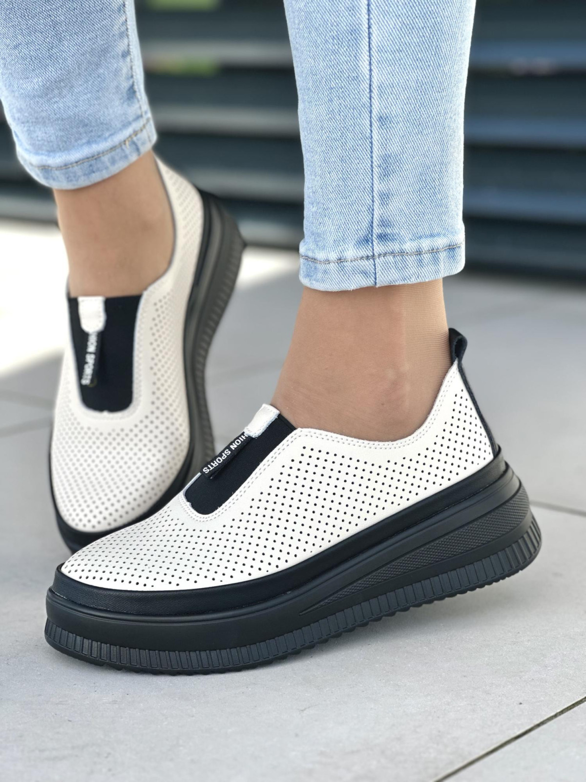 Beżowe półbuty damskie skóra naturalna