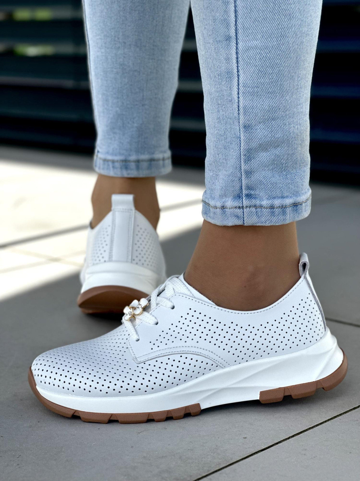 Białe półbuty damskie skóra naturalna