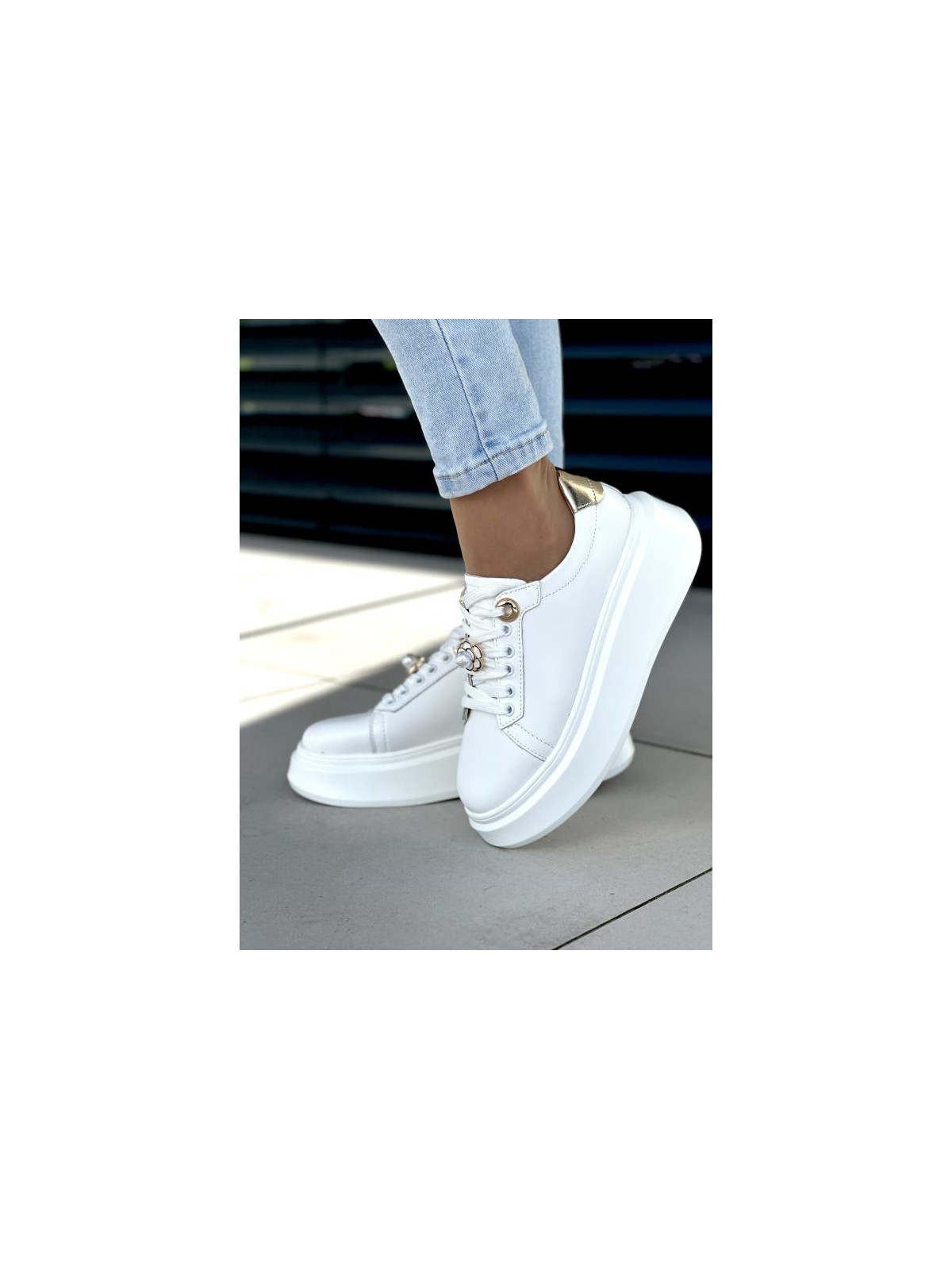 Białe trampki damskie skóra naturalna