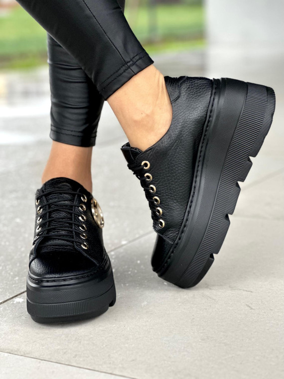 Wyjątkowe czarne trampki damskie ze złotymi detalami, skóra naturalna