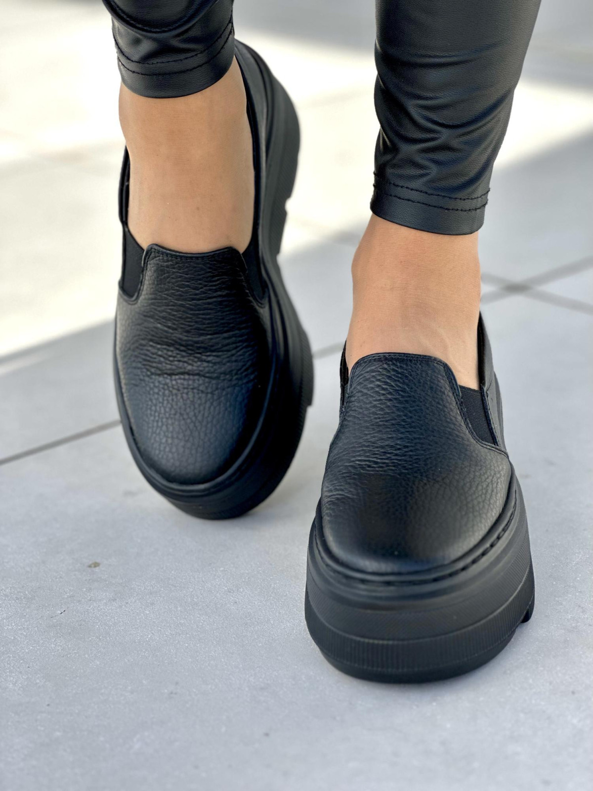 Czarne półbuty damskie skóra naturalna