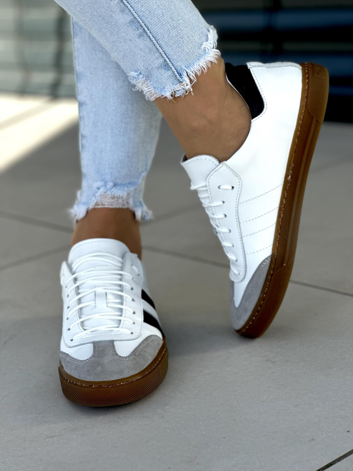 Białe trampki damskie skóra naturalna