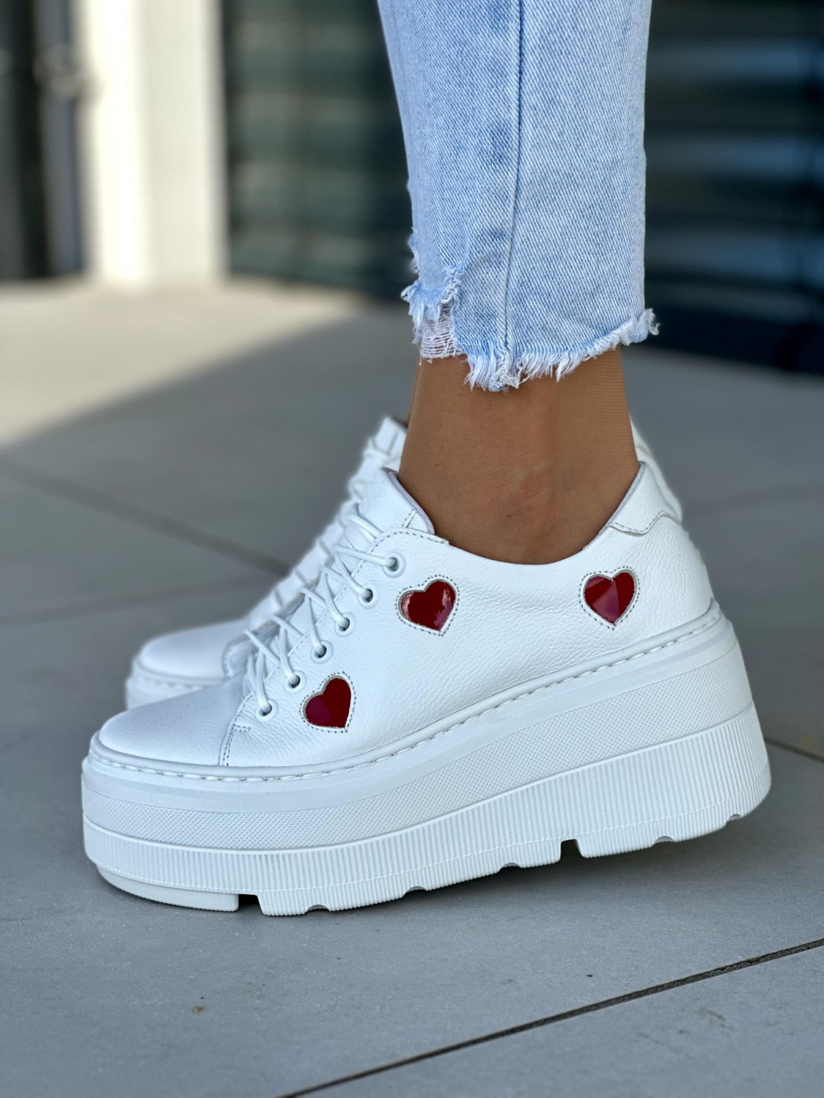 Białe trampki damskie skóra naturalna