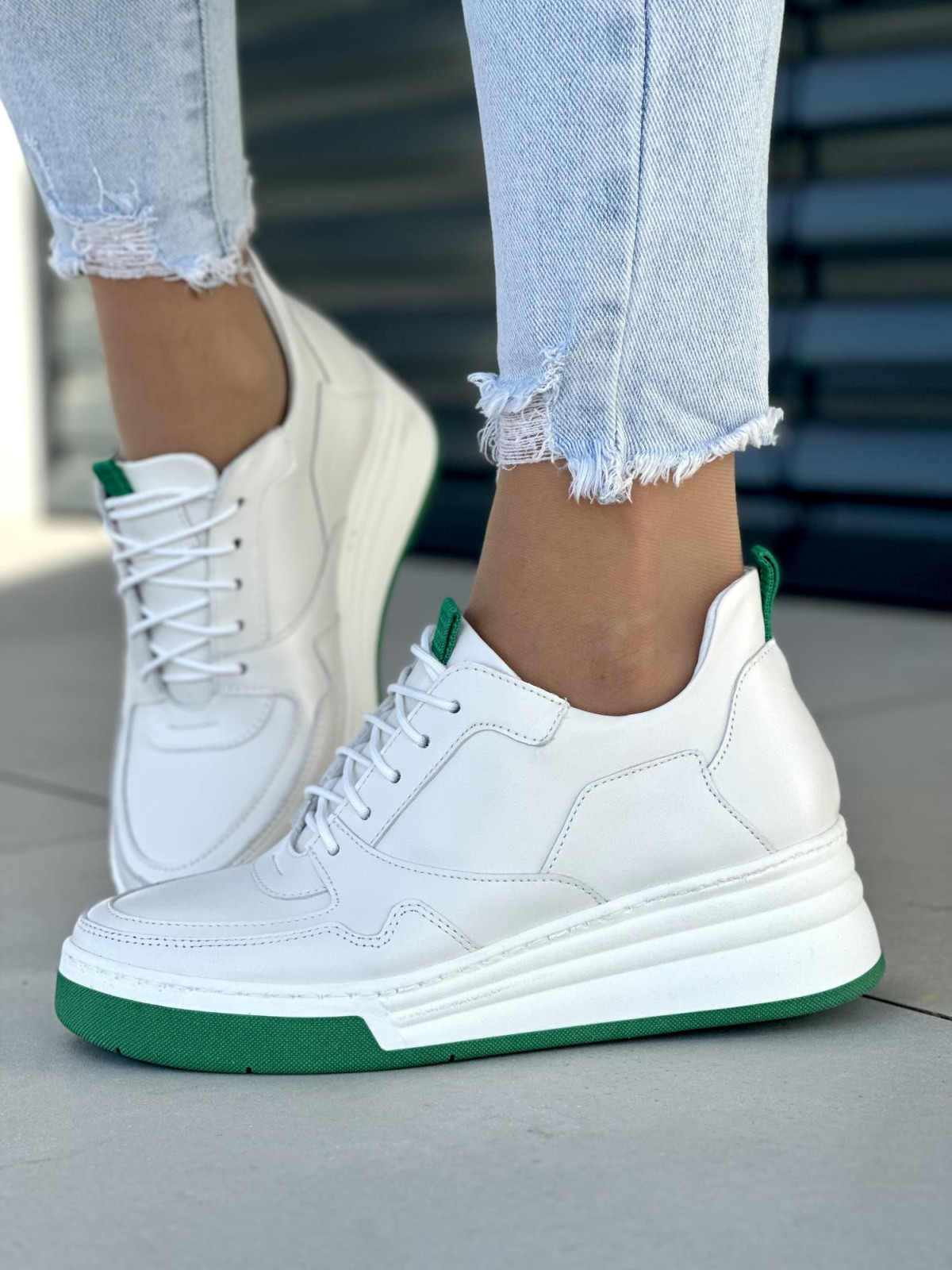 Białe trampki damskie skóra naturalna