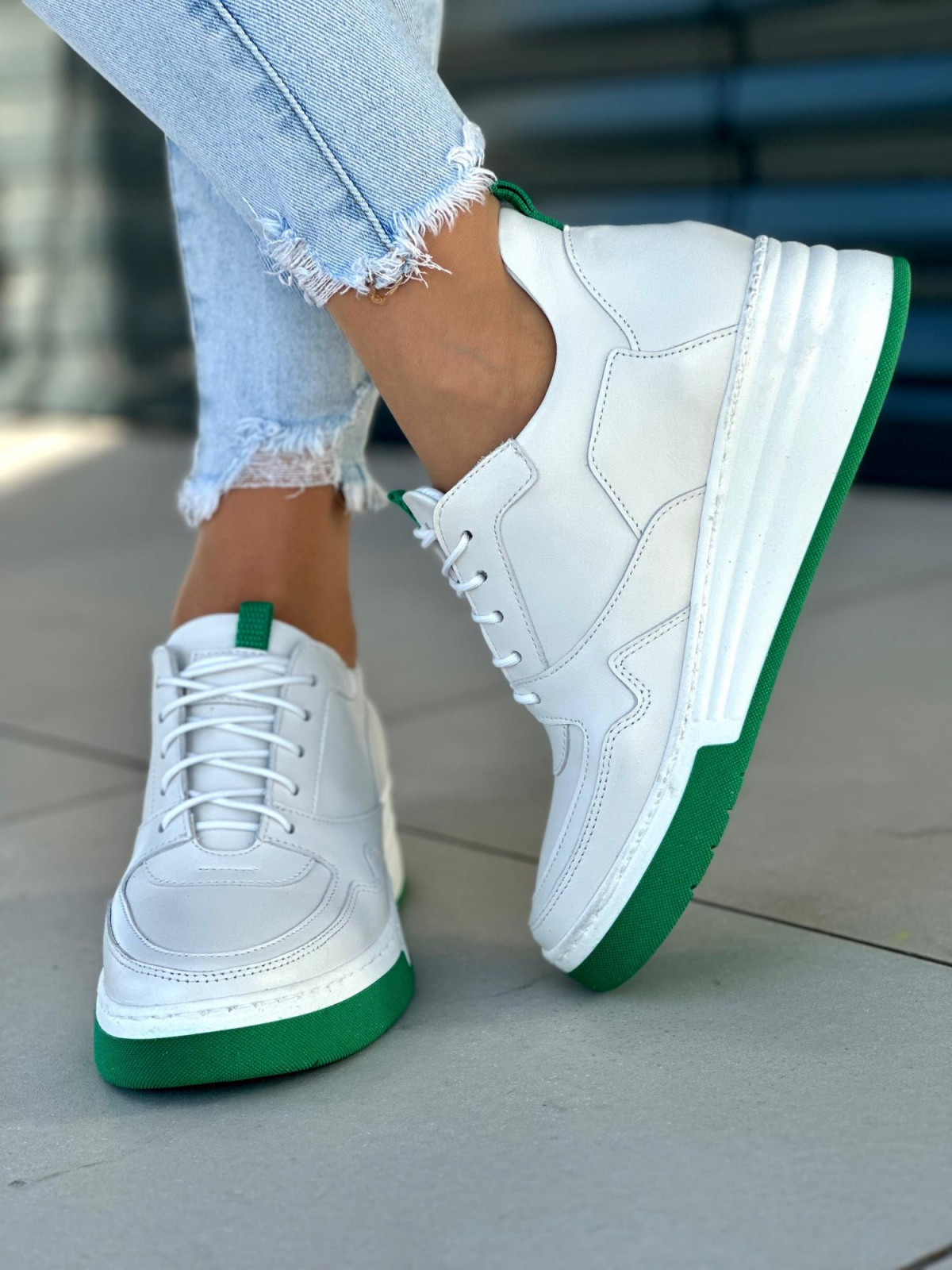 Białe trampki damskie skóra naturalna