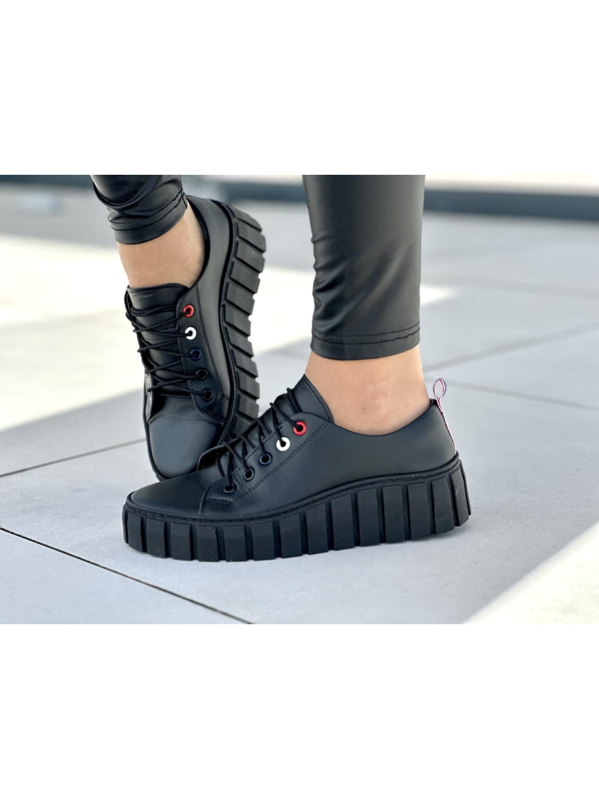 Czarne trampki damskie skóra naturalna