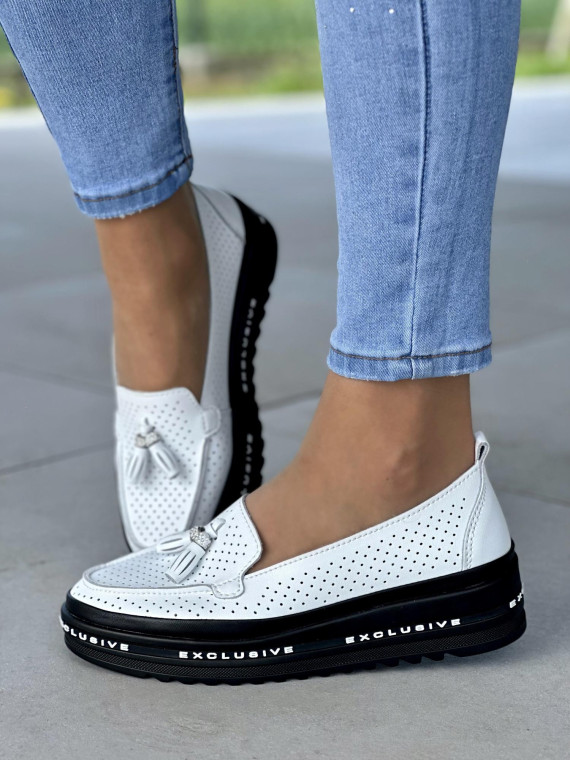 Bardzo-wygodne-mokasyny-damskie-skorzane