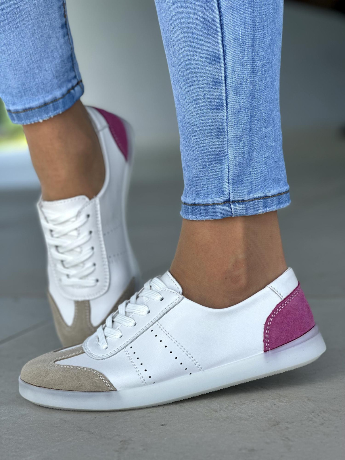 Multikolorowe-miekkie-lekkie-trampki-skorzane