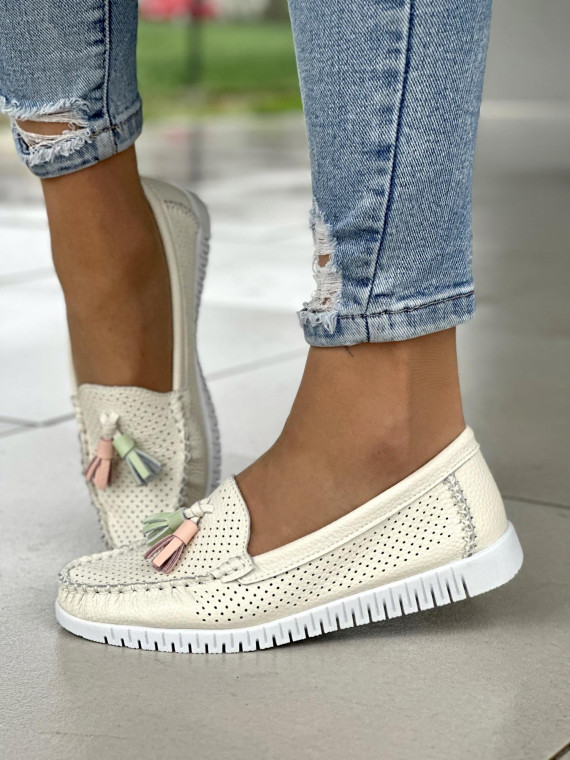 Wygodne beżowe mokasyny damskie na miękkiej podeszwie, skóra naturalna