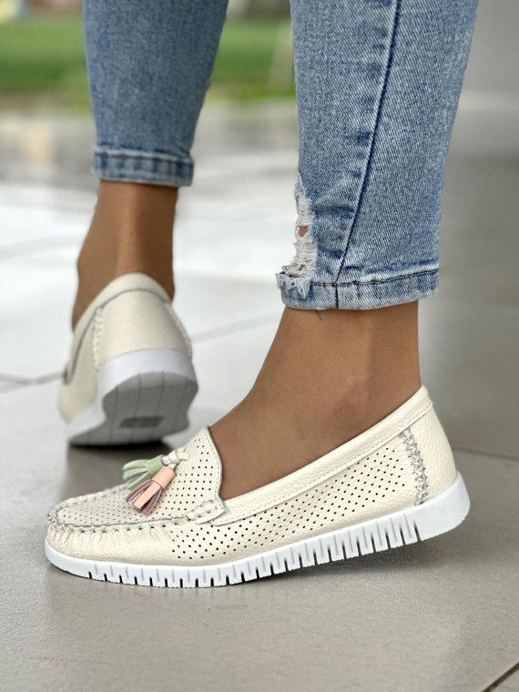 Wygodne beżowe mokasyny damskie na miękkiej podeszwie, skóra naturalna