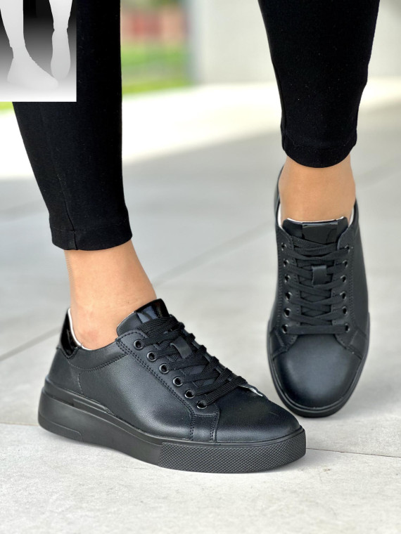 Czarne-lekkie-trampki-skorzane