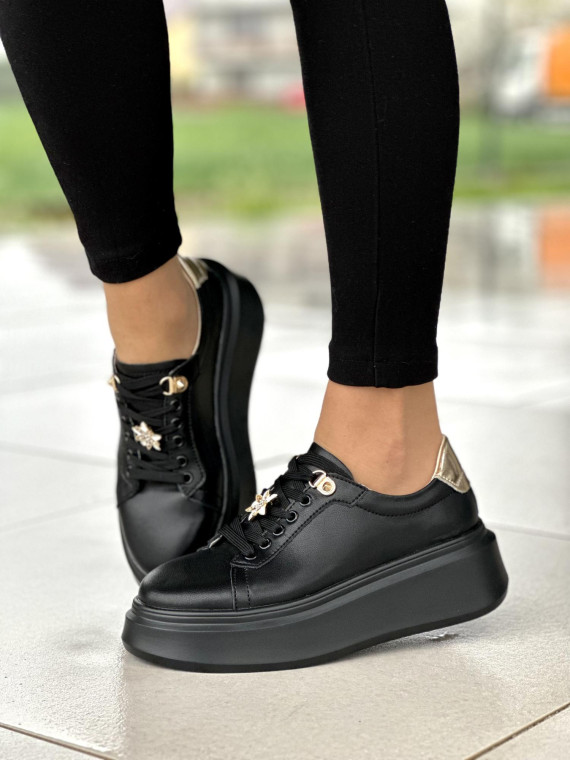 Czarne trampki damskie na platformie, ze złotymi akcentami, skóra naturalna