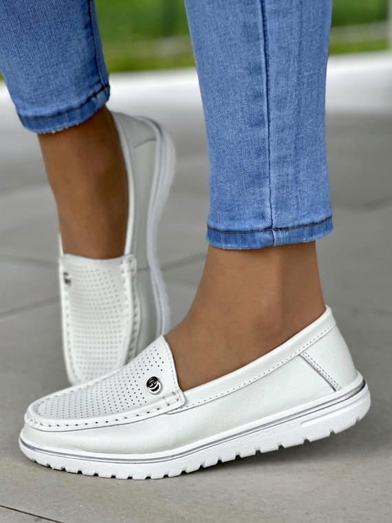 Stylowe i wygodne białe mokasyny damskie, skóra naturalna