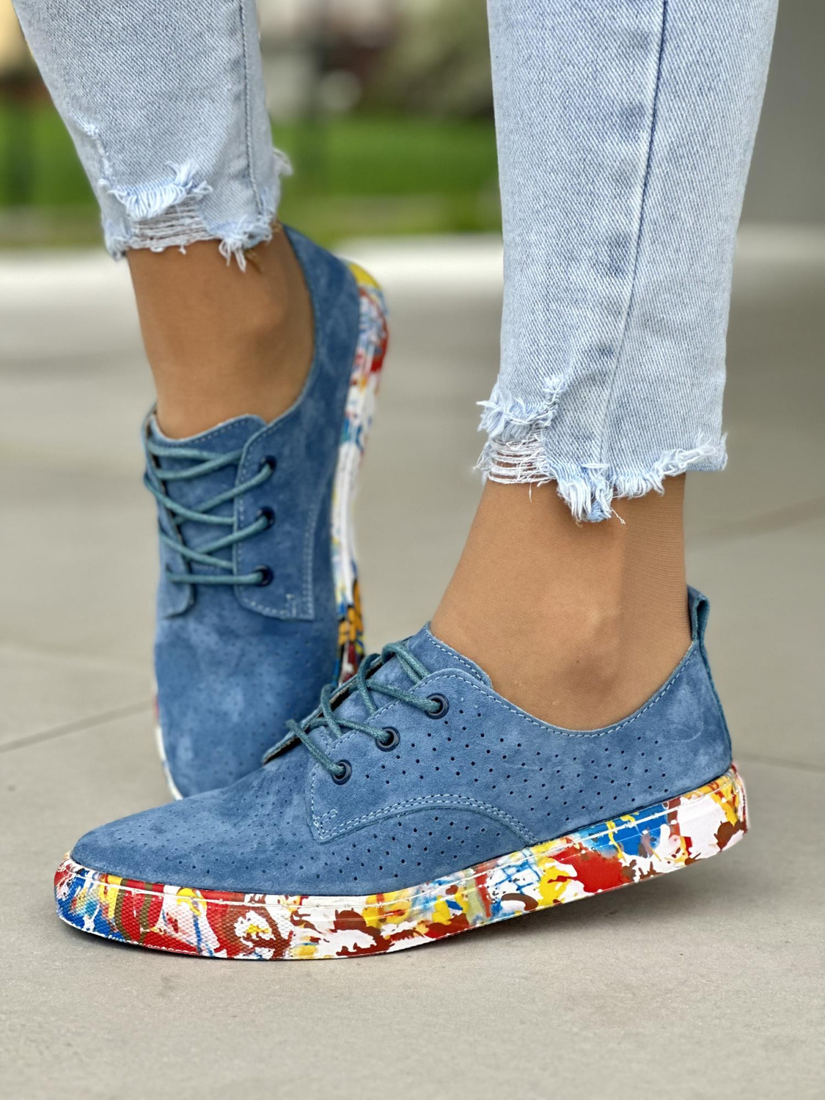 MEGA-wygodne-lekkie-niebieskie-trampki-skórzane