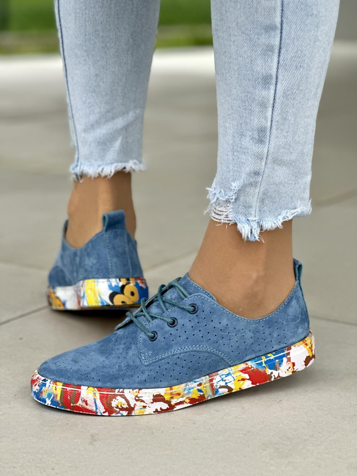 MEGA-wygodne-lekkie-niebieskie-trampki-skórzane