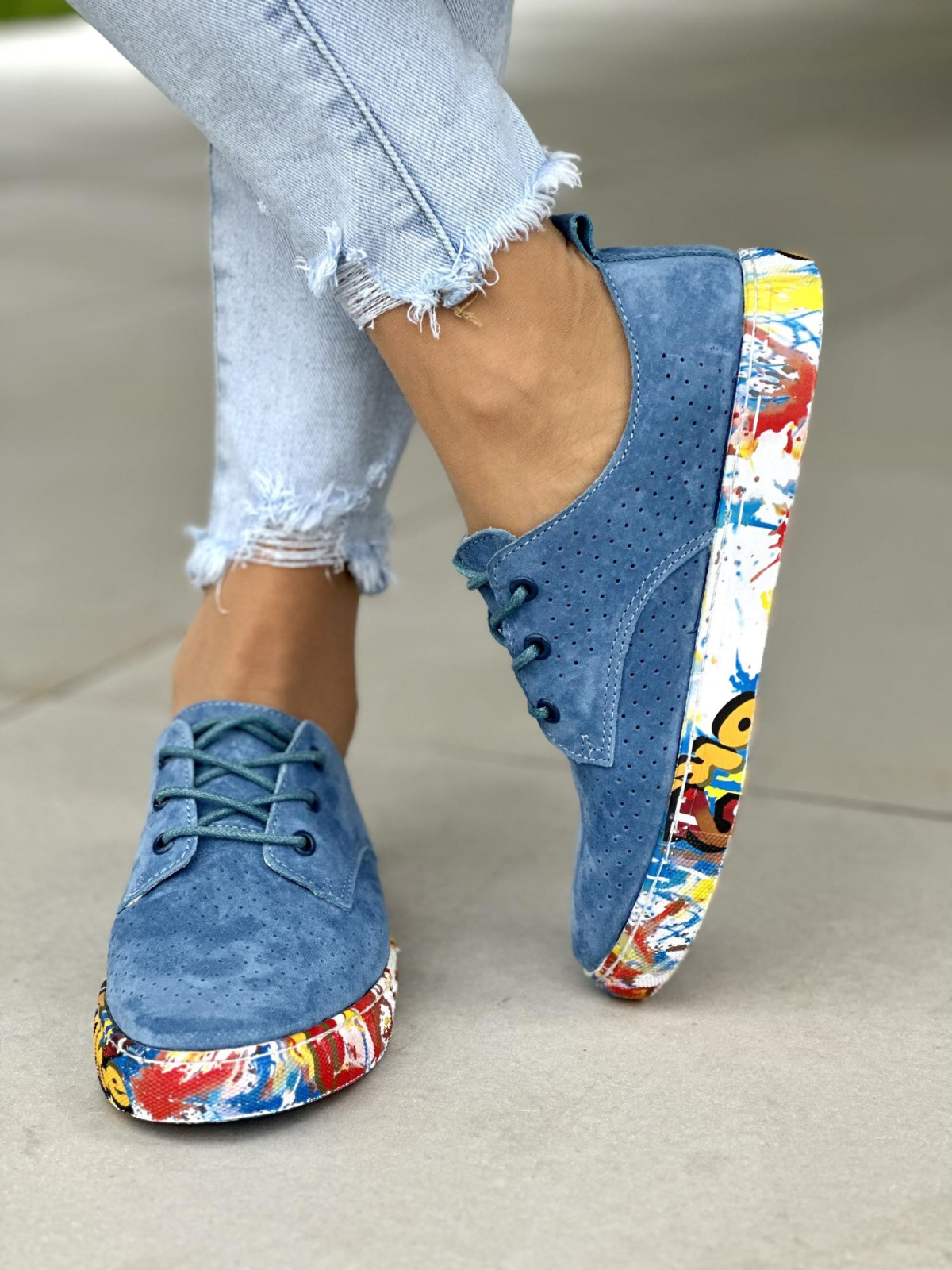 MEGA-wygodne-lekkie-niebieskie-trampki-skórzane