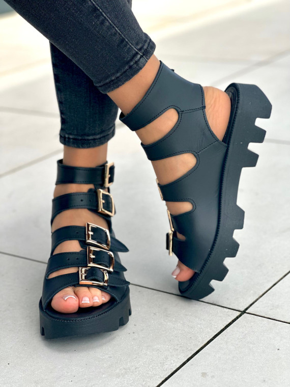 Czarne sandały damskie z klamerkami, skóra naturalna