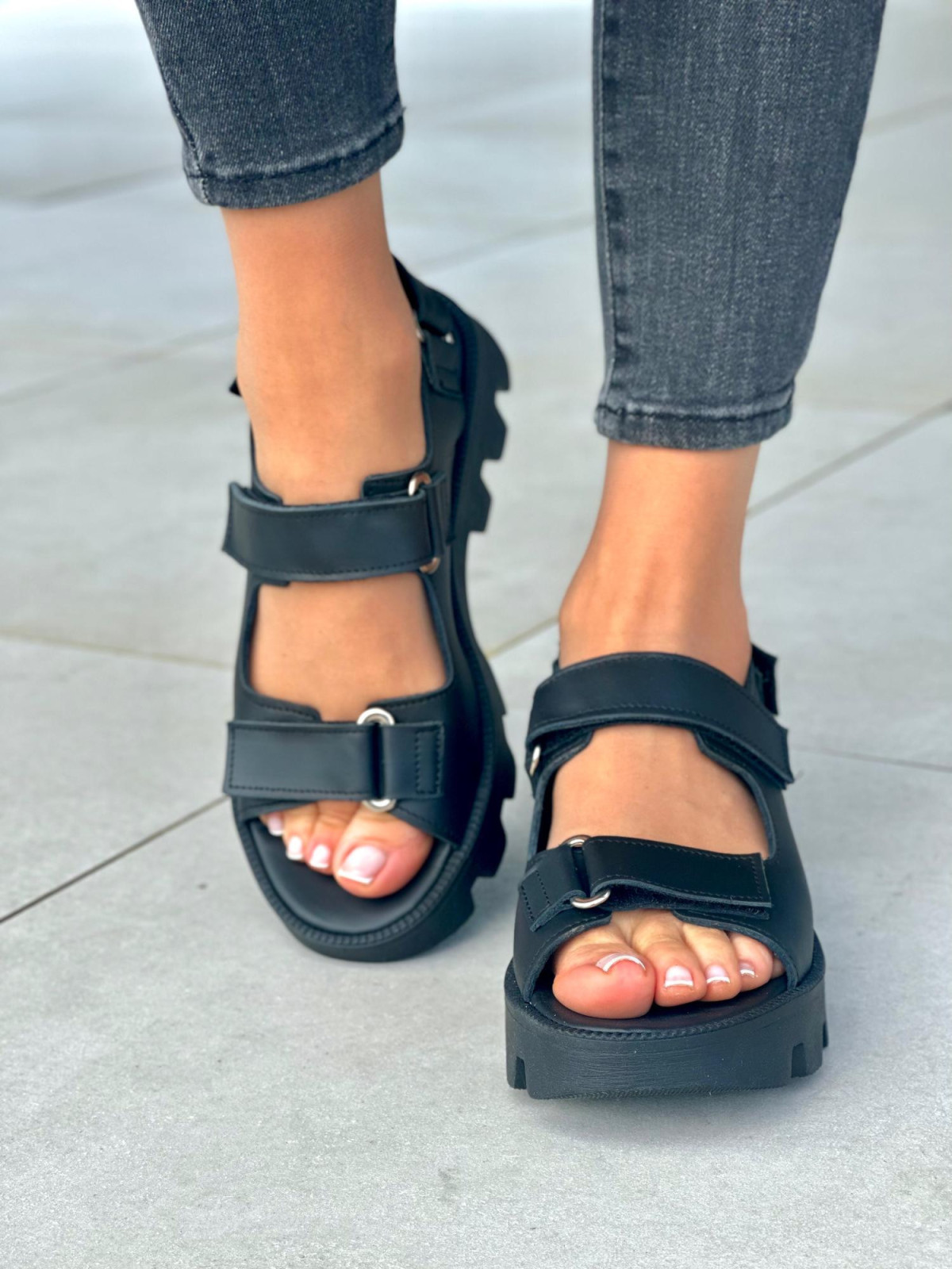 Czarne sportowe sandały damskie, skóra naturalna