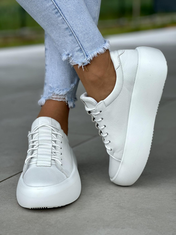 Wygodne-biale-trampki-damskie-skorzane-OLEKSY-polskiej-produkcji