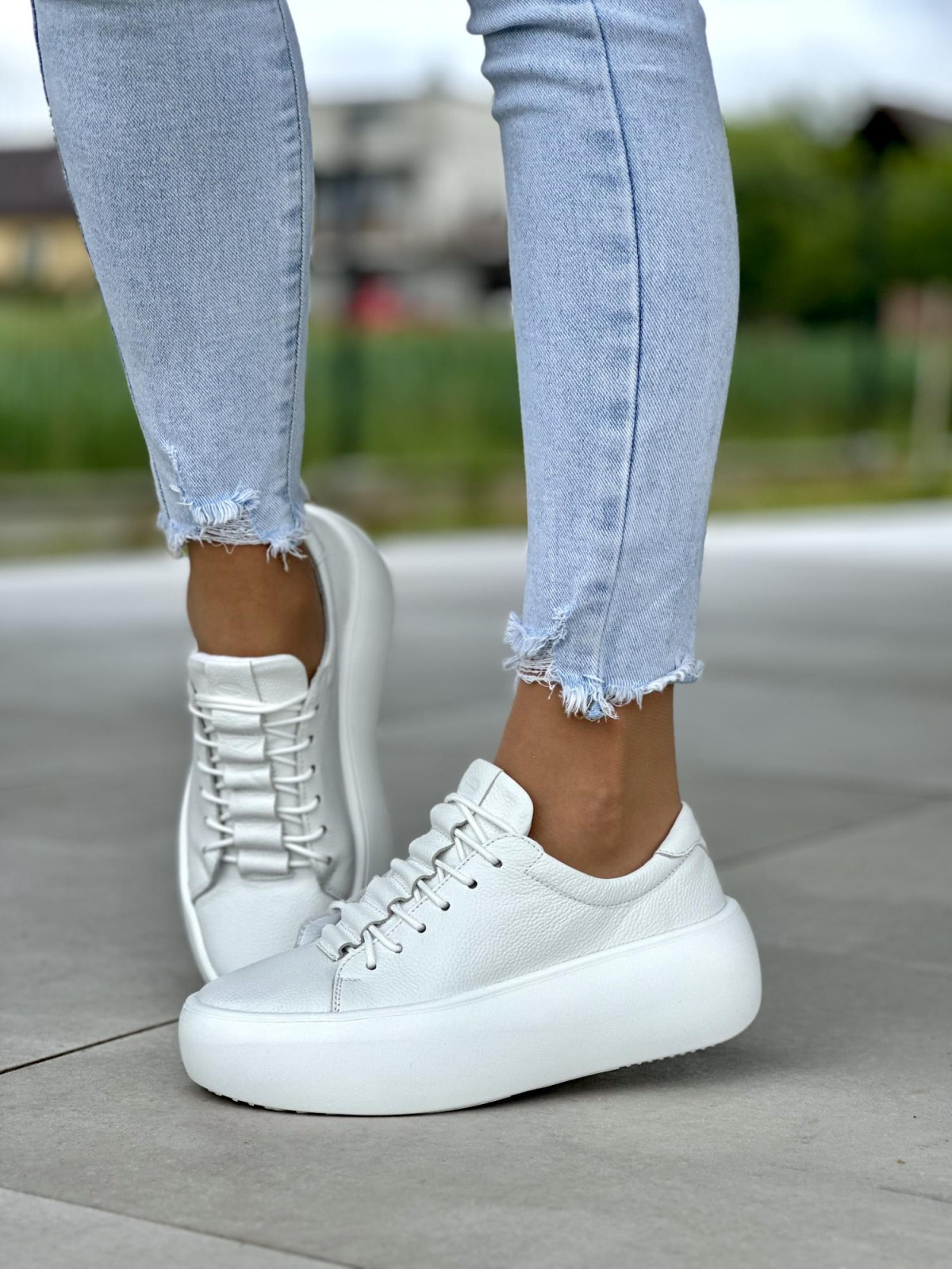 Wygodne-biale-trampki-damskie-skorzane-OLEKSY-polskiej-produkcji