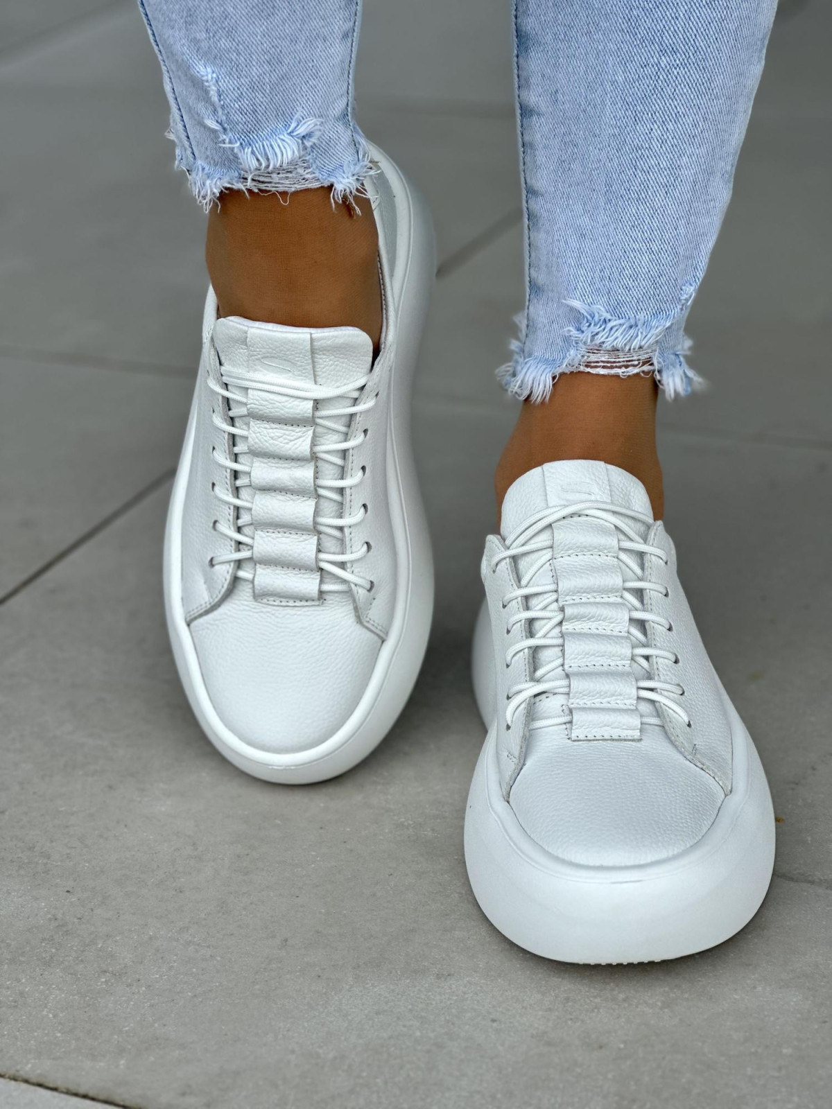 Wygodne-biale-trampki-damskie-skorzane-OLEKSY-polskiej-produkcji