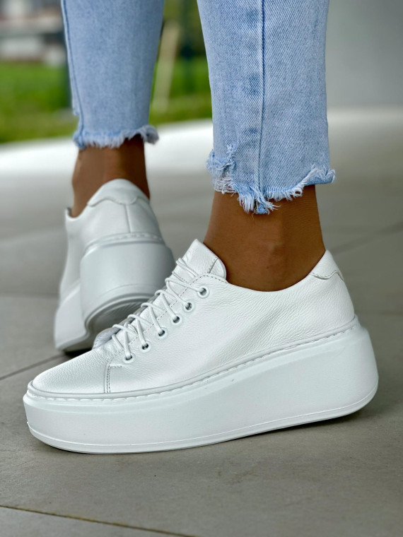 Wygodne białe trampki damskie, skóra naturalna